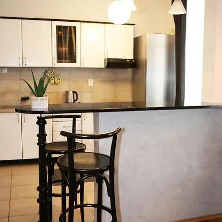 Cozy In The Middle Of Apartamento Bratislava