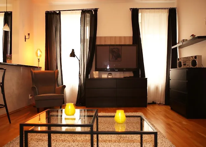Апартаменты Cozy In The Middle Of Братислава